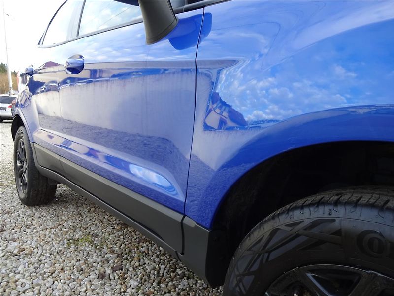 Ford EcoSport 1.0 EcoBoost 92kW - fotka 10 z 51