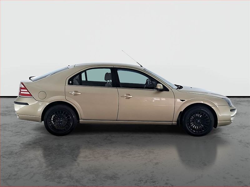 Ford Mondeo (2006) Ghia 1.8 16V, po STK - fotka 6 z 17