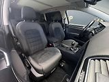 Volkswagen Golf (2017) VII 1.4TSi MAN Highline, RZV - náhled 20