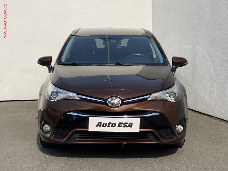 Toyota Avensis (2018) 1.8, Active, TZ, kamera - fotka 2 z 3