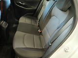 Hyundai i30 (2017) 1.6 CRDi, ČR, AC, temp - náhled 10