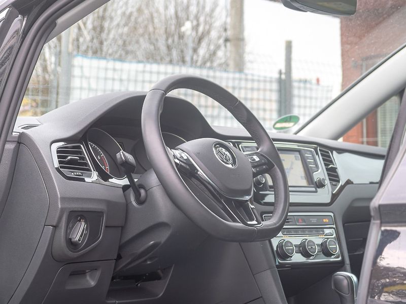 Volkswagen Golf Sportsvan (2017) 1.4TSI 110KW DSG – NAVI - fotka 11 z 50