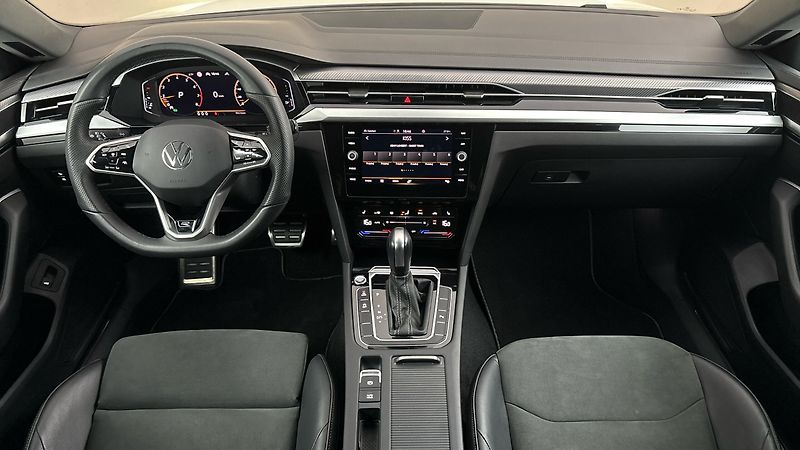 Volkswagen Arteon 2.0 TSI DSG R-Line Shooting Br - fotka 8 z 31