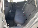 Volkswagen Passat (2008) 1.9TDi, autoAC - náhled 10