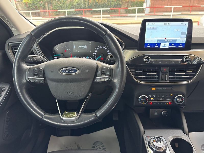 Ford Kuga 2.0EcoBlue.TITAN.DPH.AT.1MAJ.4 - fotka 17 z 50