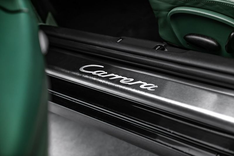 Porsche 911 996 Carrera - fotka 16 z 20