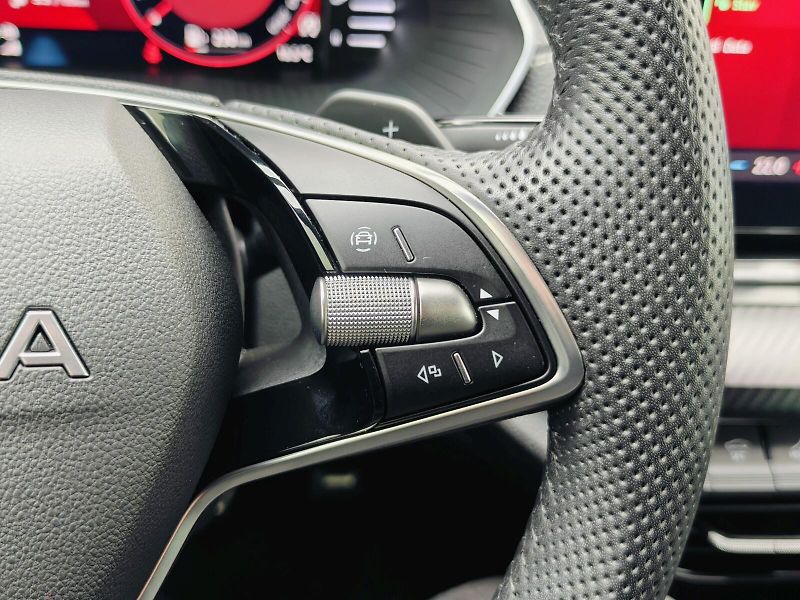 Škoda Octavia (2025) 2,0 TDI 110 kW Sportline DSG - fotka 28 z 42