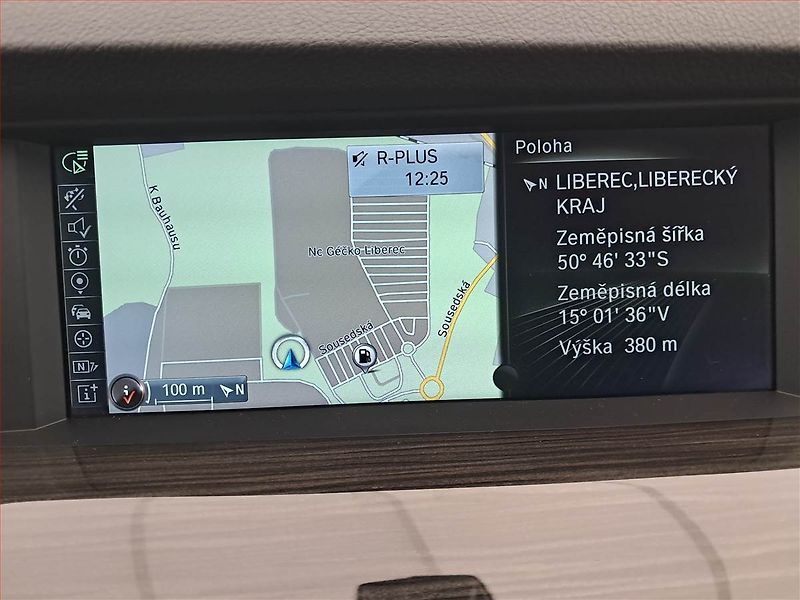 BMW Řada 5 (2014) 530d xDrive GT, 4X4, Automat - fotka 13 z 21