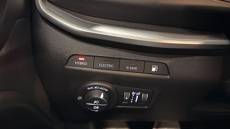 Jeep Compass (2023) 1.3 T4 PHEV,4x4,ZÁRUKA - fotka 34 z 56