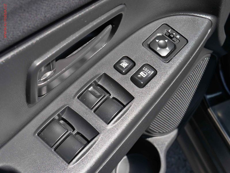 Mitsubishi ASX (2019) 2.0 MiVEC, 1.maj,ČR, AC - fotka 15 z 18