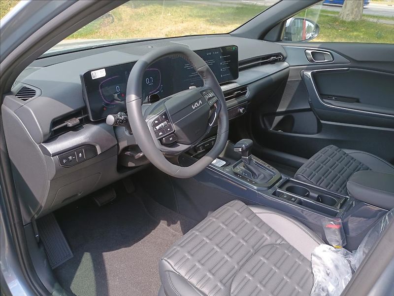 Kia XCeed (2026) 1,6 T-GDi GPF 7DCT TOP 110 KW - fotka 6 z 7