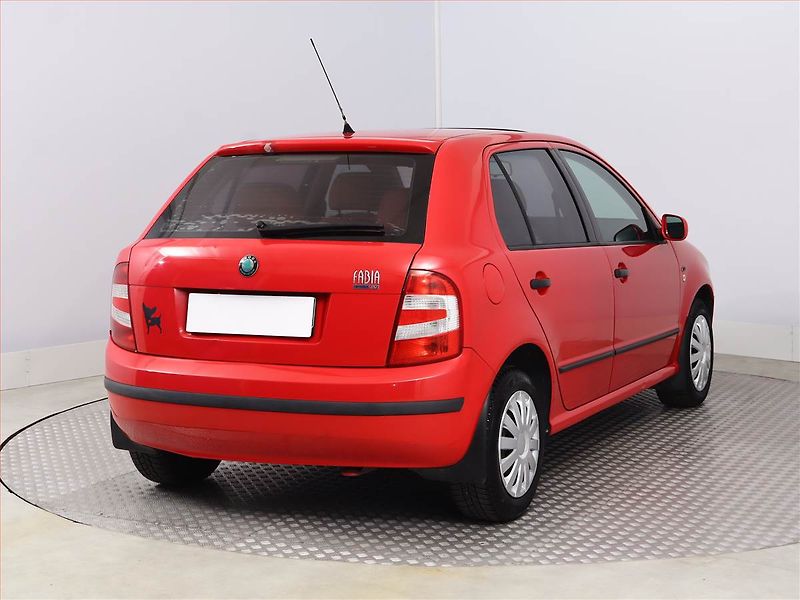 Škoda Fabia (2000) Elegance 1.4 16V, nová STK - fotka 5 z 12