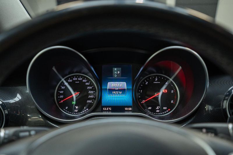 Mercedes-Benz Ostatní V300d 4MATIC 176 kW - fotka 12 z 32