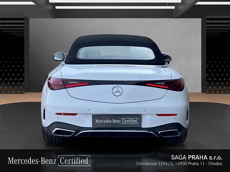 Mercedes-Benz CLE 450 4MATIC kabriolet AMG Line - fotka 5 z 22