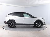 Peugeot 2008 (2022) GT Line 1.2 PureTech - náhled 6