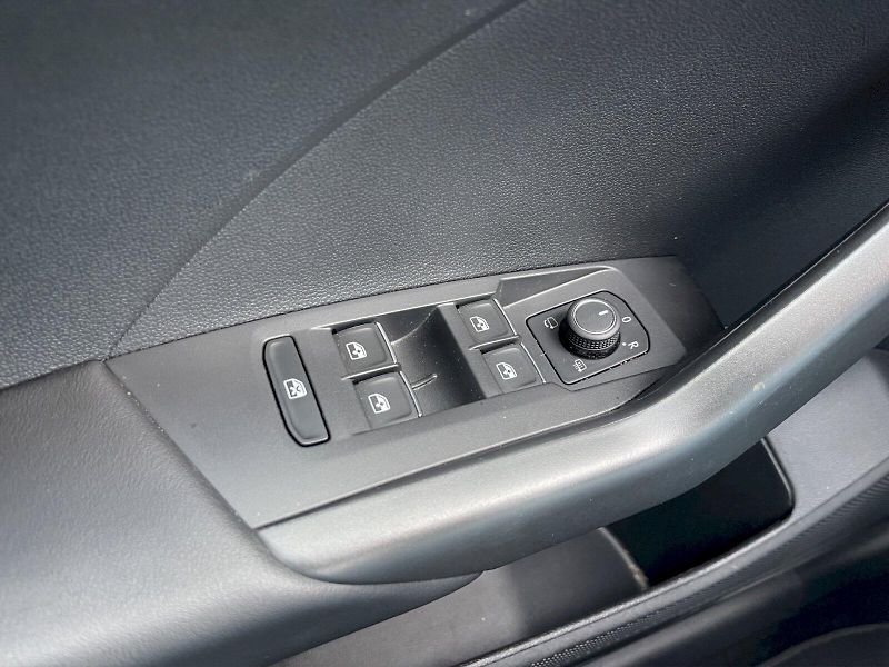 Volkswagen T-Cross (2023) 1.0 TSI 81 kW Style Plus - fotka 21 z 30