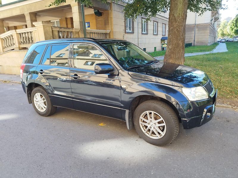 Suzuki Grand Vitara (2007) - fotka 5 z 26
