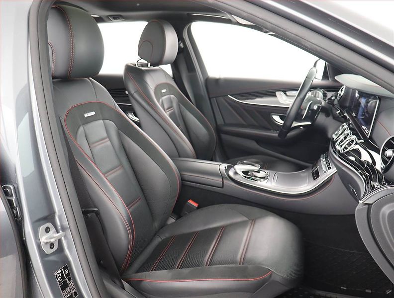Mercedes-Benz Třídy E (2018) E 53 AMG 4MATIC+ - fotka 9 z 27