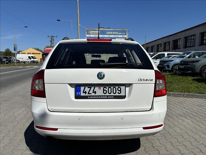 Škoda Octavia 1,2 TSI  Active - fotka 5 z 16