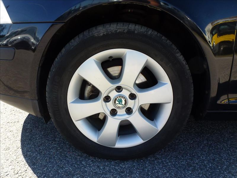 Škoda Octavia 2,0 TDI 103KW Black Edition  E - fotka 43 z 51