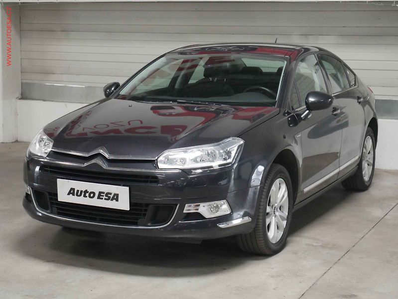 Citroën C5 (2012) 2.0 HDi, Exclusive - fotka 3 z 21