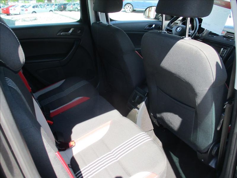 Škoda Yeti 1,4 TSI, MonteCarlo, servis, - fotka 11 z 42