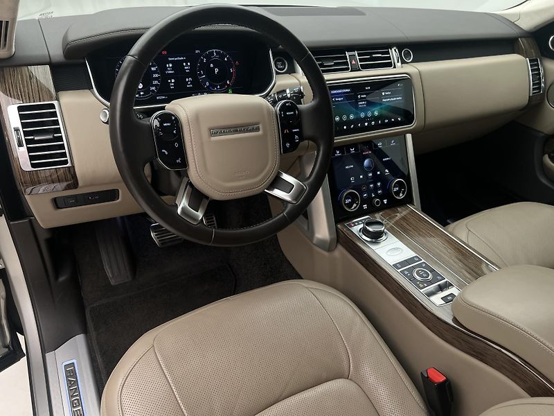 Land Rover Range Rover 4,4 SDV8 VOGUE AWD AUT - fotka 4 z 51