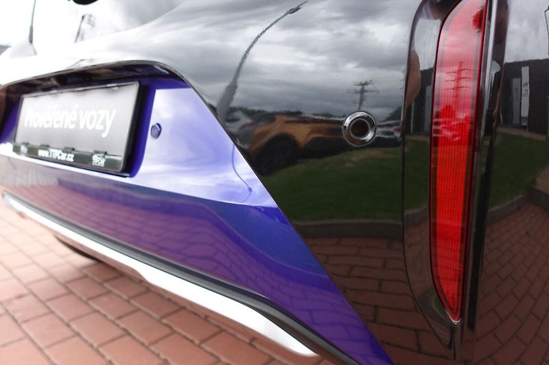 Toyota Aygo 1.0L - 1 CVT Executive - fotka 27 z 30