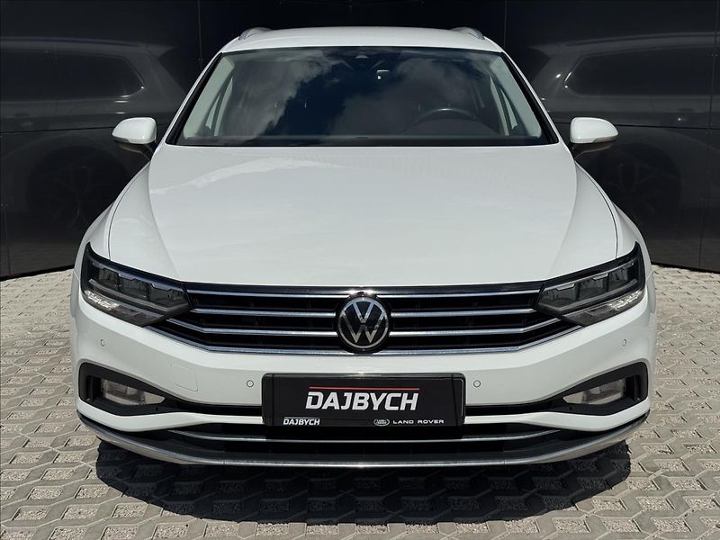 Volkswagen Passat 1,5 TSI 110kW Elegance 7DSG ČR - fotka 4 z 30