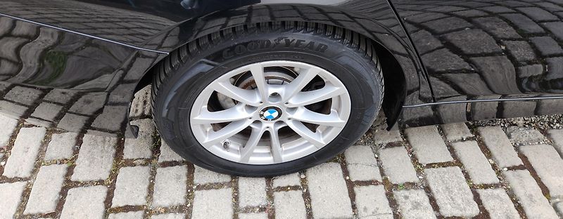 BMW Řada 3 (2015) 3 - 2.0d*XENON*AUTOMAT*TAŽNÉ* - fotka 31 z 50