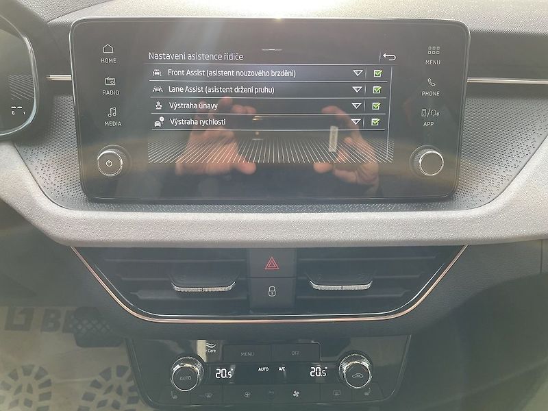 Škoda Kamiq Top Selection 1.0 TSI 85 kW - fotka 10 z 11