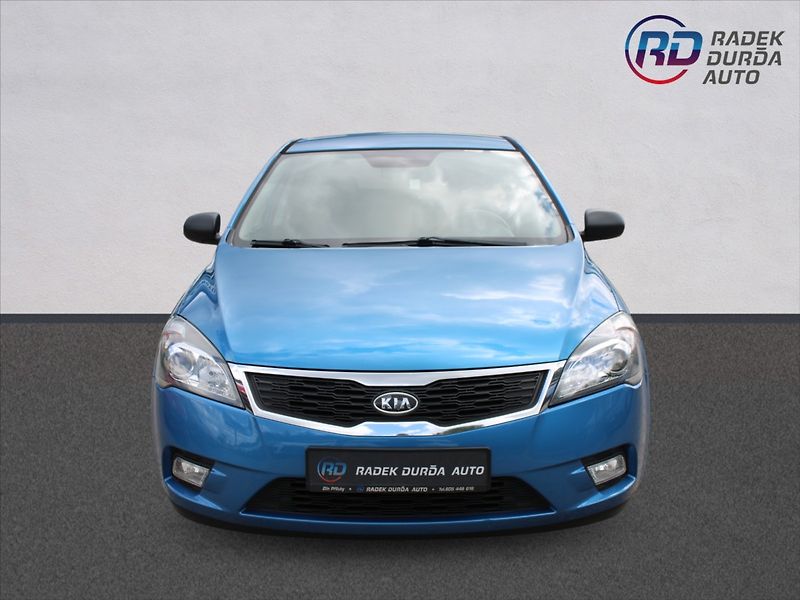 Kia Ceed 1,4 i  ČR,1.MAJITEL,SERVIS - fotka 2 z 28