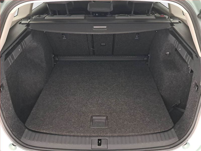 Škoda Enyaq (2023) 60 (62 kWh), SoH 94% - fotka 14 z 20