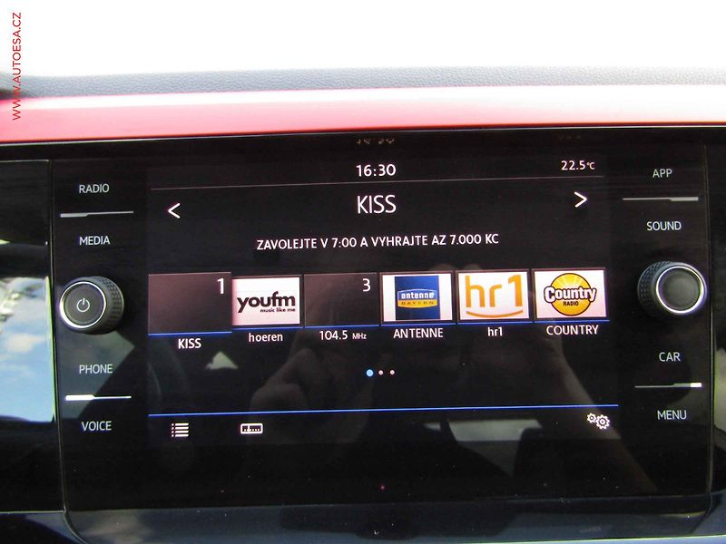 Volkswagen Polo (2019) 1.0 TSi, Beats, DSG - fotka 16 z 21