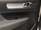Volvo XC40 (2026) B3 AUT DARK PLUS - náhled 27