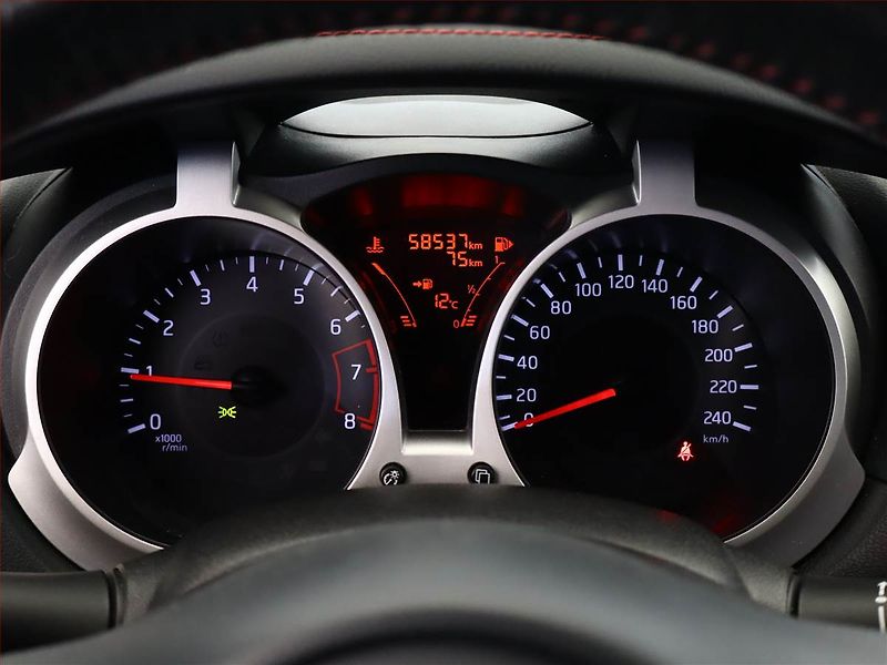 Nissan Juke (2017) 1.2 DIG-T, Navi, Tempomat - fotka 9 z 18