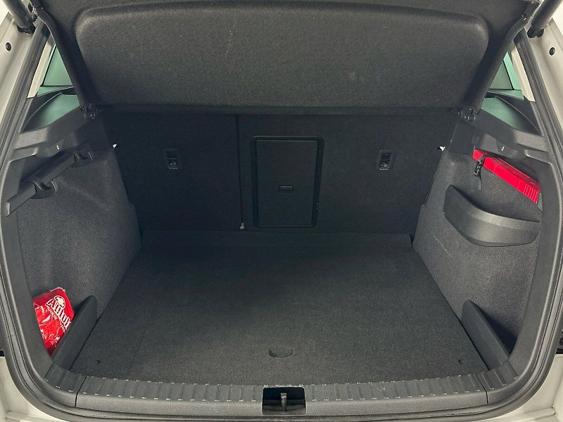 Škoda Karoq (2024) DSG 1.5TSI 110kW Selection Fre - fotka 27 z 31