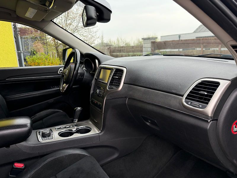 Jeep Grand Cherokee (2013) 3.0 CRDi 177kW S-LIMITED - fotka 13 z 20