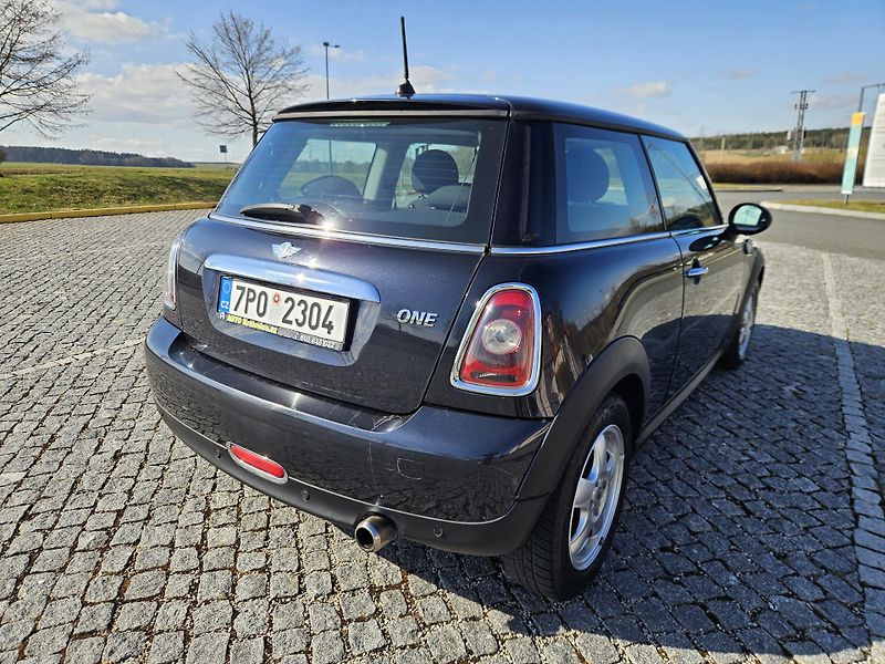 Mini One (2009) 1.4 NOVÁ STK, SPLÁTKY  - fotka 7 z 25