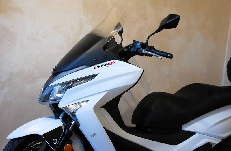 Kymco X-Town 125i ABS (2017) hezký stav, původ ČR, serv - fotka 16 z 20