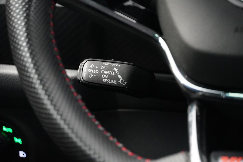 Škoda Kodiaq 2.0TSI,180kW,RS,1MAJ,ČR,NZ.TOP - fotka 25 z 42