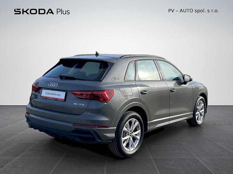 Audi Q3 (2023) 35 TFSI 110 kW S-Line S-tronic - fotka 2 z 33