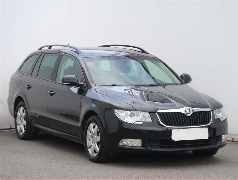 Škoda Superb (2011) Comfort 2.0 TDI, Automat, Navi - fotografie inzerátu