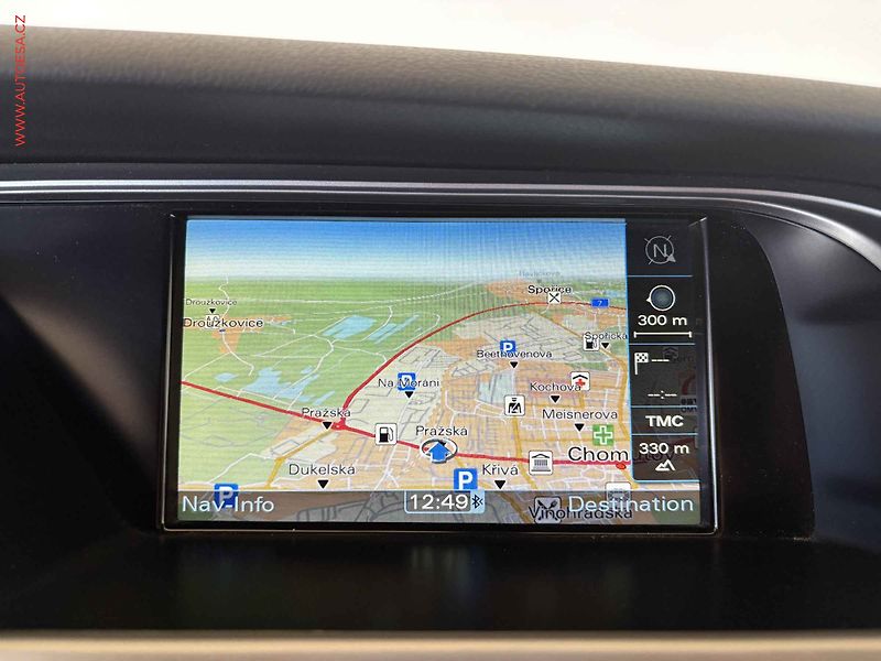 Audi A4 (2010) 2.0 TDi, S-line, bixen, +ALU - fotka 11 z 19