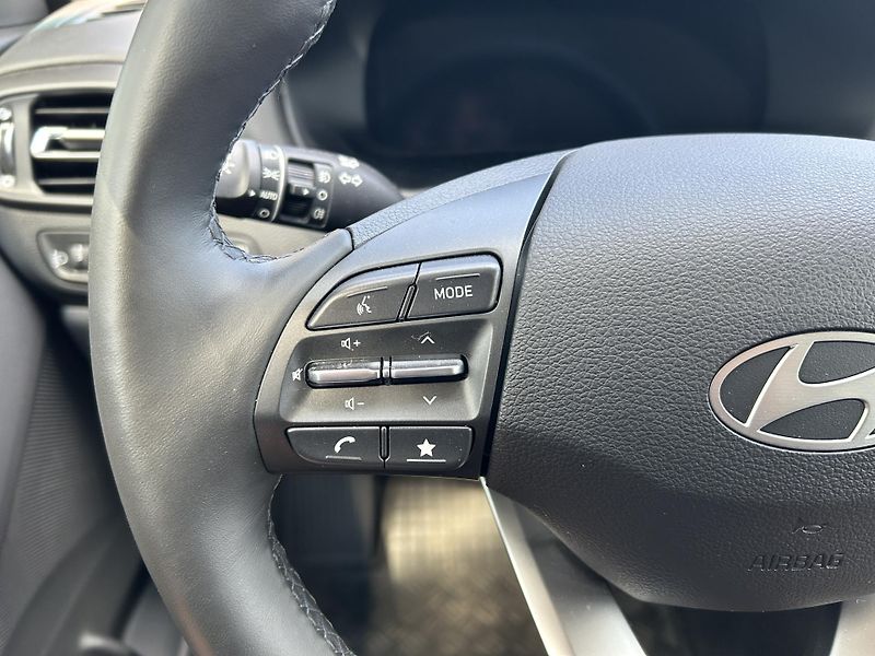 Hyundai i30 FB FL 1,0 T-GDI STYLE MHEV - fotka 17 z 30