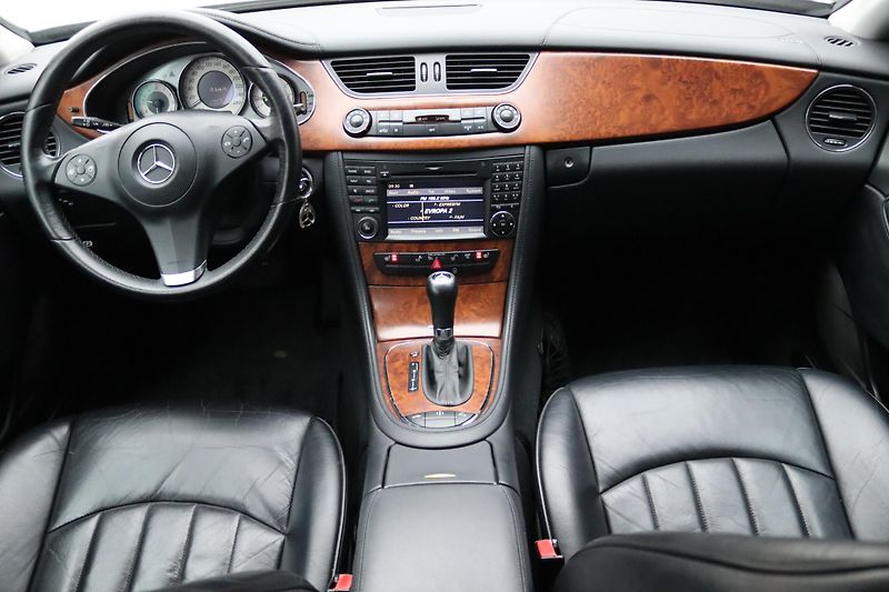 Mercedes-Benz CLS CLS 350 200kW - fotka 37 z 50