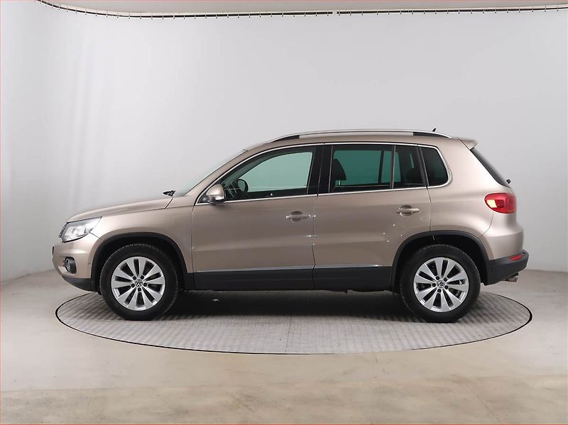 Volkswagen Tiguan (2012) Sport&Style 2.0 TDI, 4X4 - fotka 3 z 16