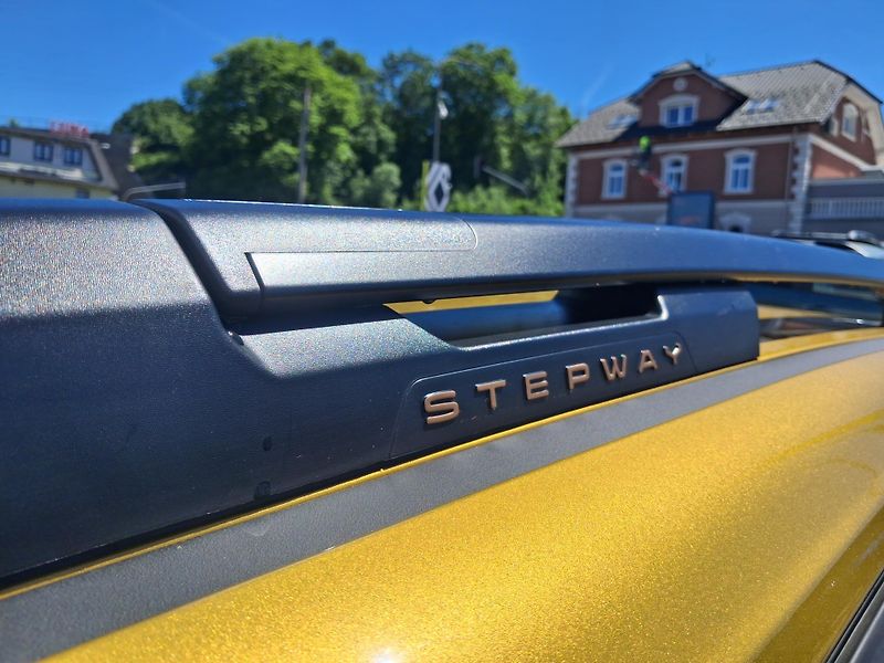 Dacia Sandero (2026) Stepway Extreme ECO-G 120 - fotka 33 z 37