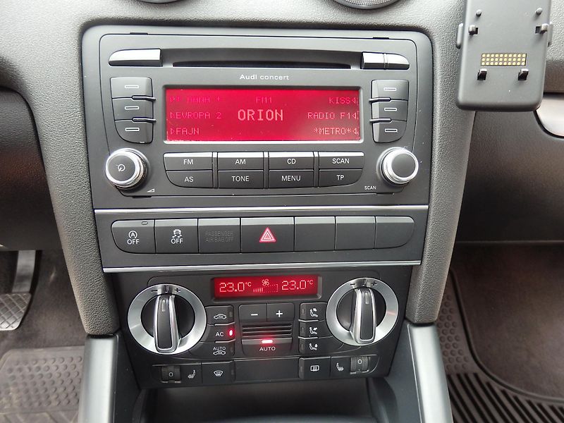 Audi A3 SPORTBACK 1.4 TFSI 6x AIRBAG - fotka 13 z 16