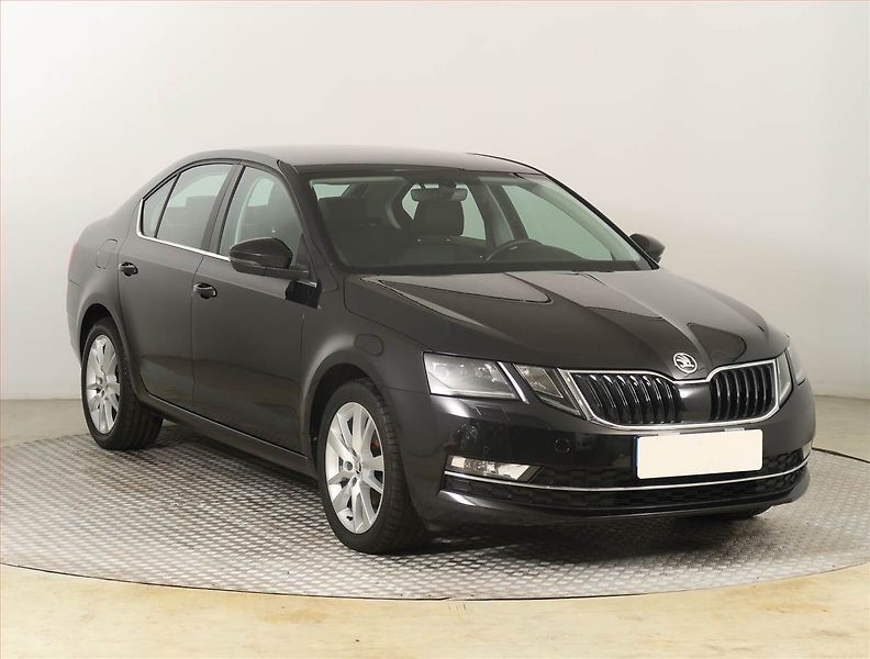 Škoda Octavia (2019) Style 1.6 TDI, ČR,1.maj - fotografie inzerátu
